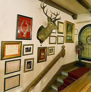 Hotel Bronces