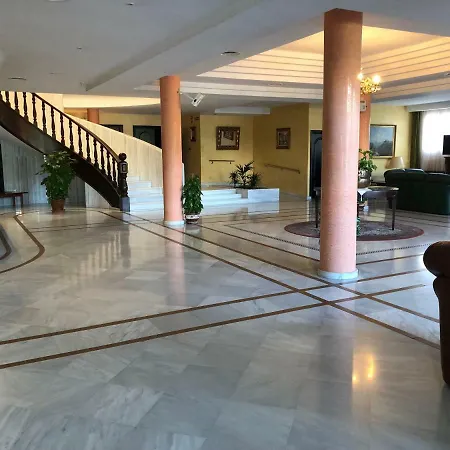 Bronces Hotel Lucena