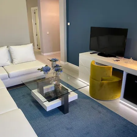 Bronces Hotel 4*